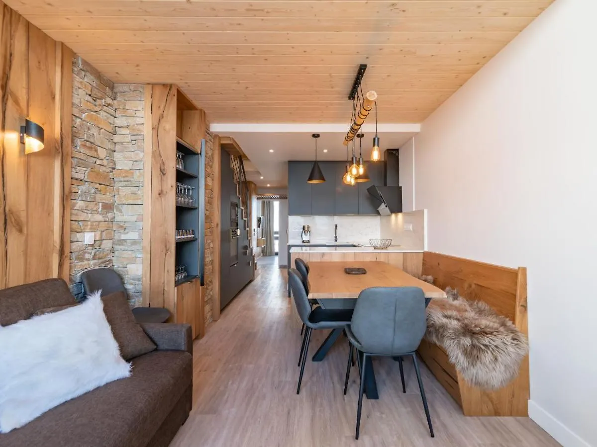 Apartment Les Hauts Du Val Claret - Val Claret-23 By Interhome Tignes