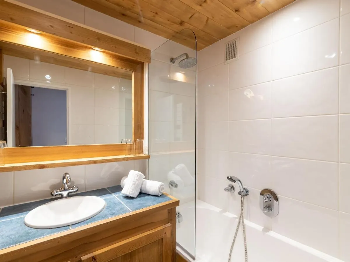 Apartment Les Hauts Du Val Claret - Val Claret-23 By Interhome Tignes France